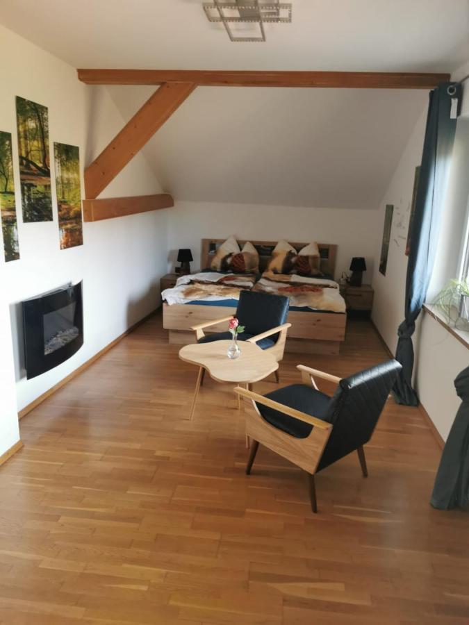 Homew4 - Apartment Sonnenschein Hoheneich Bagian luar foto