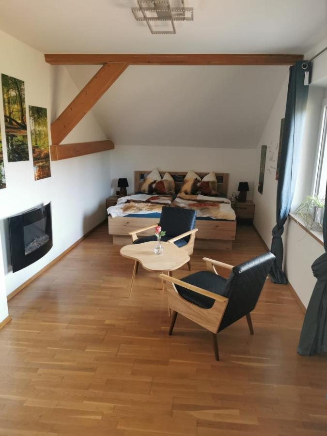 Homew4 - Apartment Sonnenschein Hoheneich Bagian luar foto