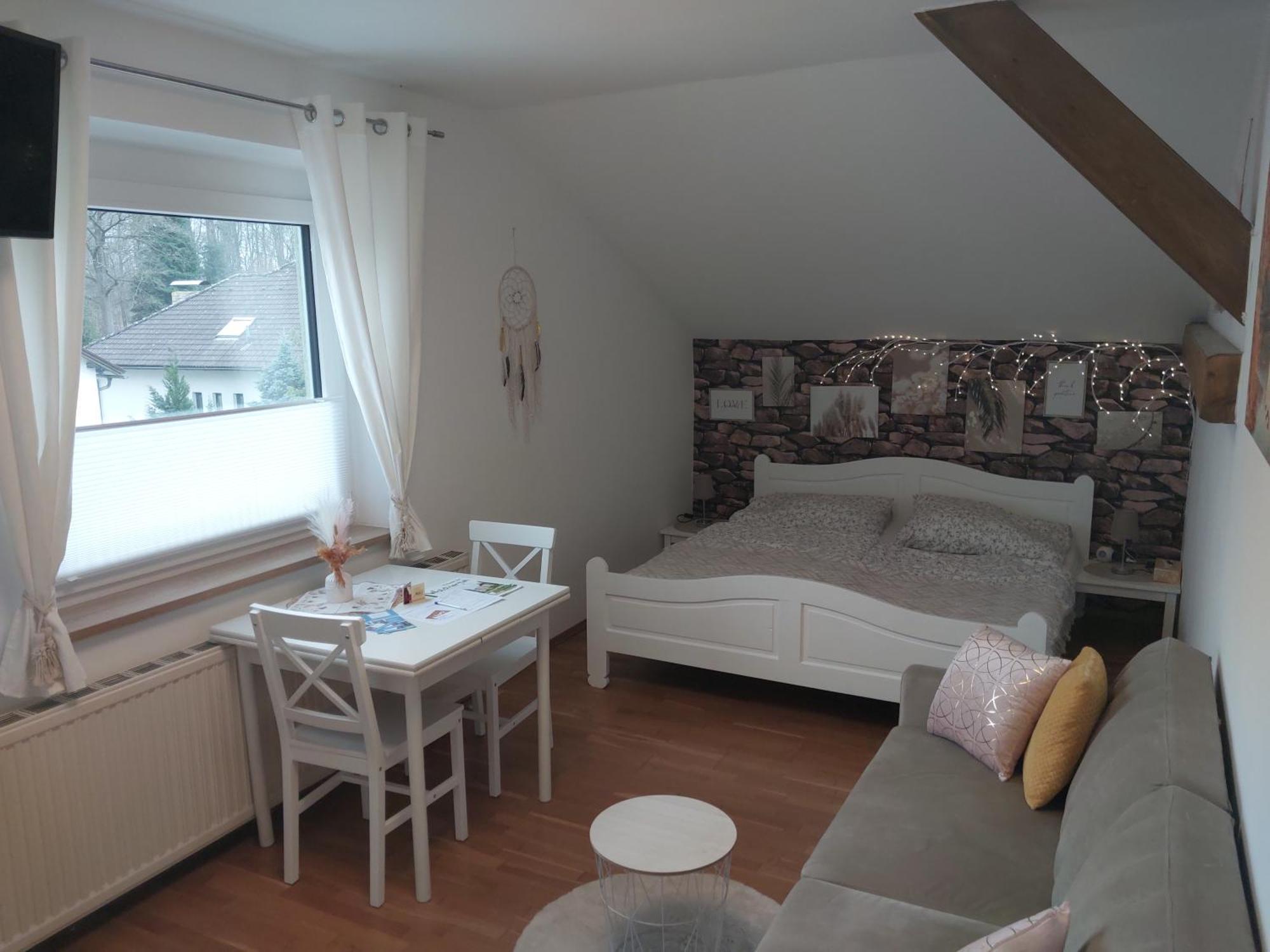 Homew4 - Apartment Sonnenschein Hoheneich Bagian luar foto